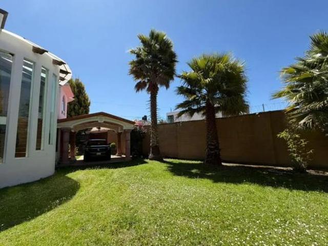 Casa en venta con amplio jardín en esquina Apizaco, Tlaxcala