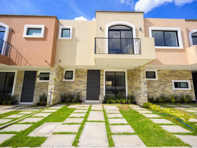 Casa en venta con cancha de p?del, ?rea pet