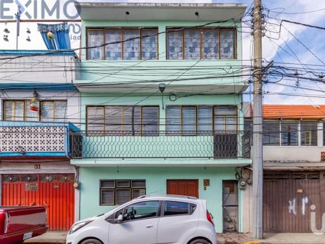 Casa en venta con departamento en tercer nivel Minas de Cristo Álvaro Obregón