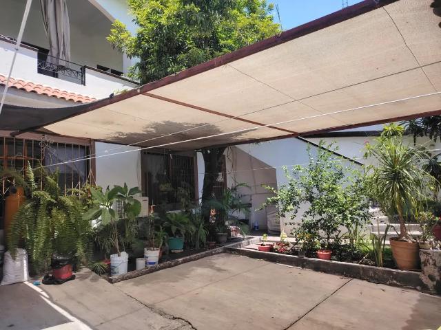 Casa en venta con dos niveles independientes