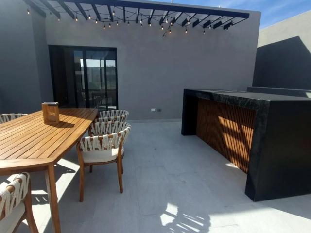 Casa en venta con dos recámaras en planta baja cerca de GM
