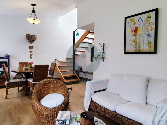Casa en venta de 3 habitaciones en condominio en Valle de Bravo, Escritura p?blica