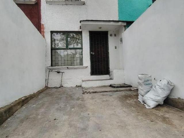 Casa en venta con excelente ubicacion zona Parque San Jacinto