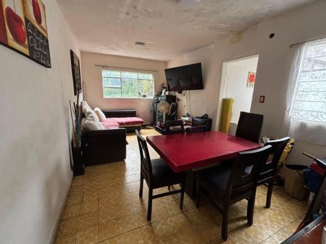 Casa en venta con excelente ubicación