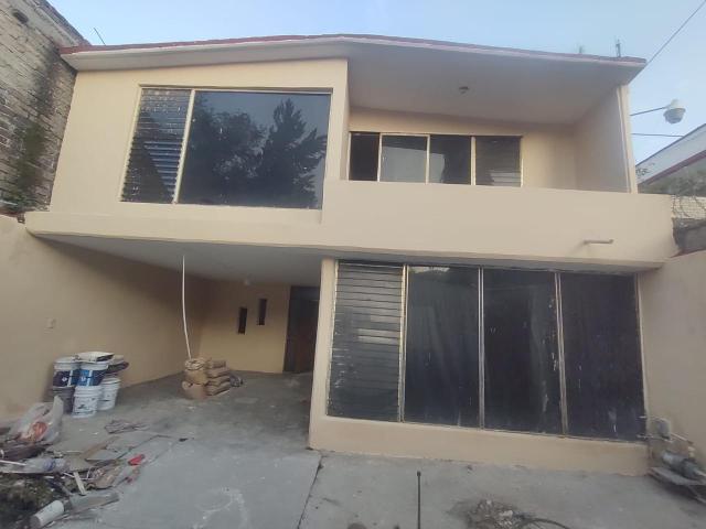 Casa en Venta con gran potencial de Plusval?a en San Carlos Tulpetlac, Ecatepec