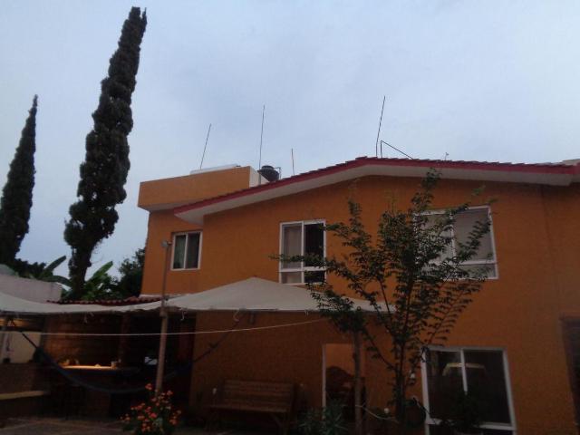 Casa en venta con habitacion en planta baja en Reforma, Cuernavaca