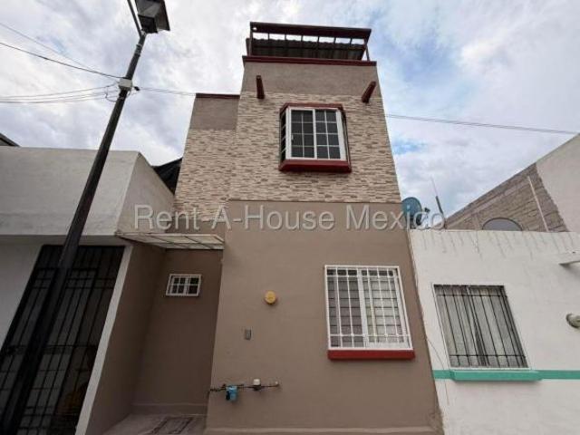 casa en venta con habitación planta baja, Roof garden, cerrito colorado
