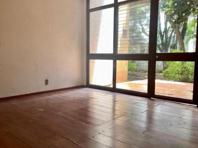 CASA EN VENTA CON JARDIN EN SAN FELIPE DEL AGUA