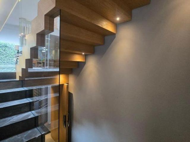 Casa en venta con jardin privado en Jardines del pedregal