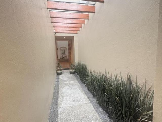 Casa en Venta con Jardín y Terraza | Doble Vigilancia | Hacienda de las Palmas