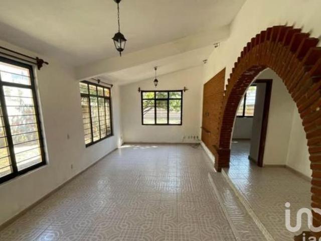 CASA EN VENTA CON PATIO GRANDE EN EL CENTRO DE ÁNIMAS TRUJANO, OAXACA
