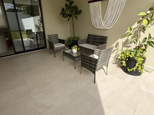 Casa en Venta con Piscina en Privada Santa Loreto Caucel
