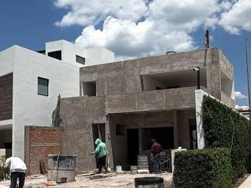 Casa en Venta con recámara en PB en Fracc. Exclusivo zona norte, Terrazas Residencia
