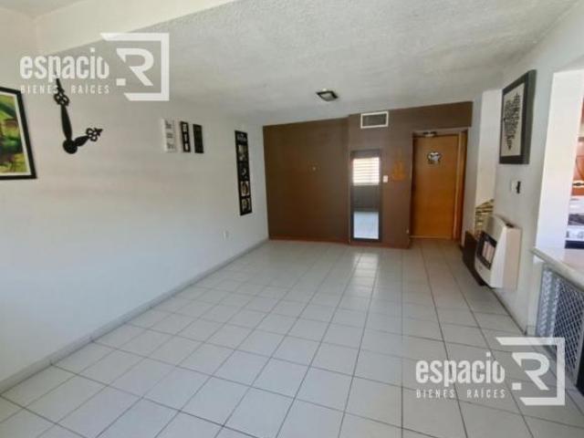 CASA EN VENTA CON RECAMARA EN PLANTA BAJA EN PASEOS DE CHIHUAHUA