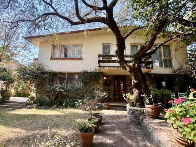 Casa en venta con seguridad en Encino Grande, Tetelpan