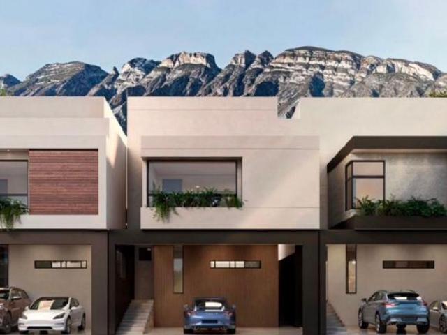 Casa en venta con sótano cumbres elite premier Monterrey