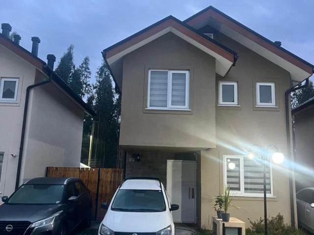 CASA EN VENTA COND. LAGO LLEU LLEU, SECTOR SAN GUILLERMO