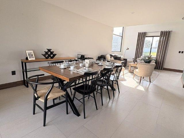 CASA EN VENTA CONDADO DEL VALLE BELARDIA MODELO ALAMILLO