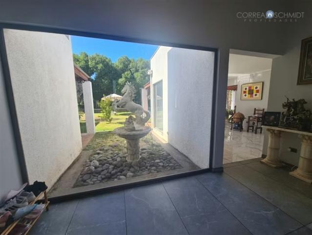 Casa en venta Condominio Puerta del Alba, Machalí | 6 dormitorios por 11000.00 en Machalí