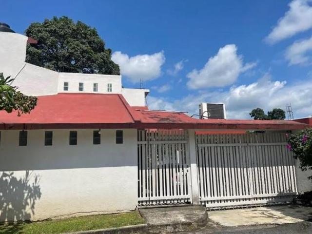 CASA EN VENTA CORDOBA VERACRUZ COLONIA BRILLANTE CRUCERO A 10 MINUTOS DEL CENTRO