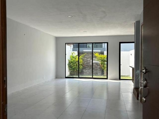 Casa en venta – Coto 4 Español | Valle Imperial