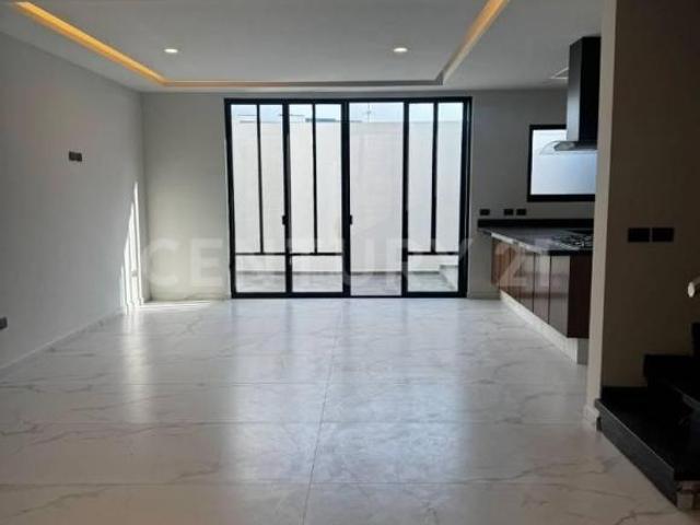 Casa en venta, Coto Altanza, col Solares Residencial, Zapopan Jal