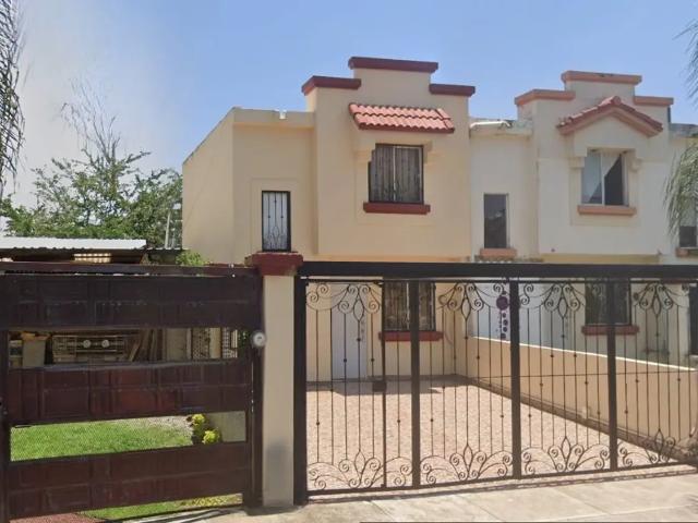 !Casa En Venta De Adjudicación Bancaria Ubicada En Rio Colorado 1675, Coyula, Jalisco!