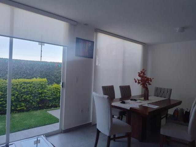Casa en venta de casa en Condominio de 3 niveles en San Isidro Juriquilla