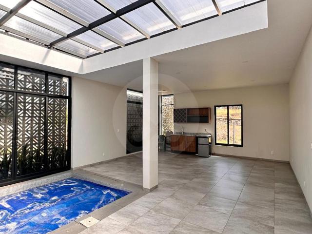 CASA EN VENTA DE DESCANSO DE LUJO EN ZAPOTLANEJO
