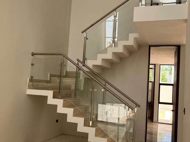 Casa en Venta de doble altura con alberca en Cholul, M?rida