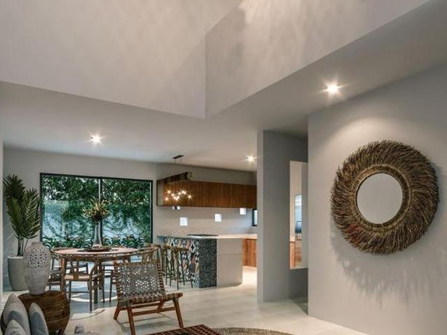 CASA EN VENTA DE DOS PLANTAS EN PRIVADA LAS PALMAS