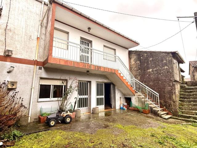 Casa en venta de dos plantas sin registrar