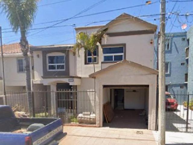 CASA EN VENTA DE LAS ROCAS 2601 PLAYAS DE TIJUANA COSTA DE ORO TIJUANA BAJA CALIFORNIA