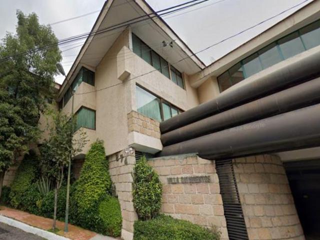 Casa en Venta de Recuperación Bancaria. En Cuajimalpa de Morelos, México Ayrt