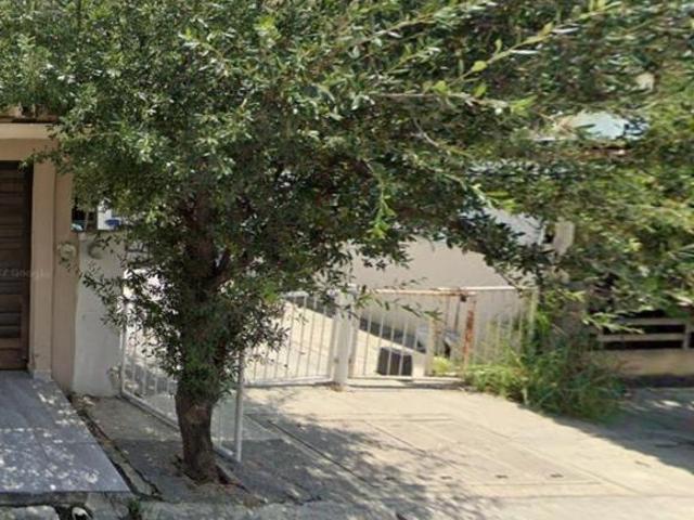 Casa en Venta de Remate en La trinidad Guadalupe NL