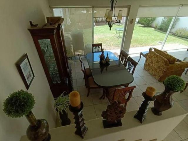CASA EN VENTA DE TRES RECAMARAS EN ISLA MUSALA EN CULIACAN, CON 280 M2 DE SUPERFICIE DE TERRENO