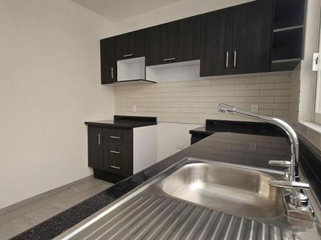 CASA EN VENTA DE UN NIVEL EN TEQUISQUIAPAN