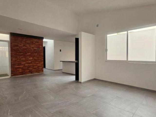 CASA EN VENTA DE UN NIVEL EN TEQUISQUIAPAN