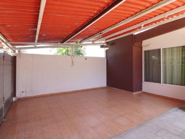 Casa en VENTA de UN PISO en el Fracc. Flores Del Valle
