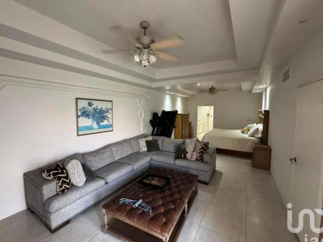 Casa en Venta de un piso Fracc Nogales