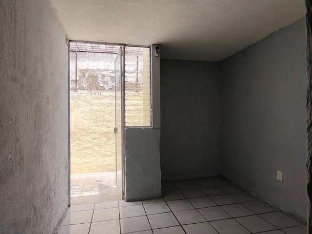 Casa en venta de una planta en Villas del Tapatío