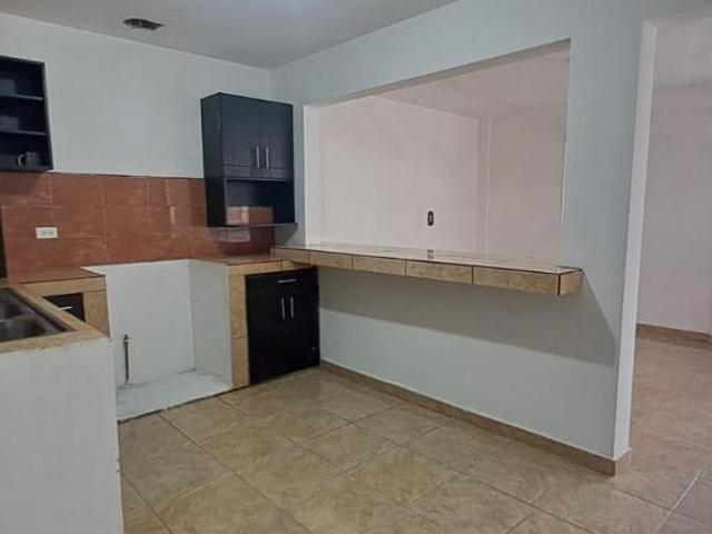 Casa en venta de una sola planta en San Jose el Alto!