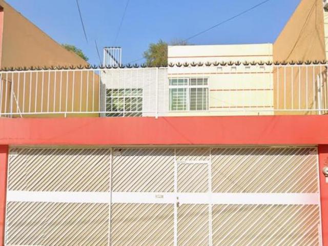 Casa en Venta de 185m² con 3 recámaras en Col. Prado Vallejo