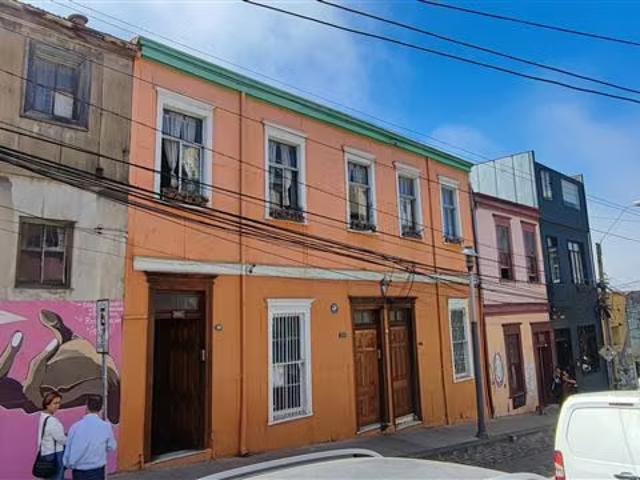 Casa en venta de 10 dorm. En Valparaíso | 10 dormitorios por 22000.00 en Valparaíso
