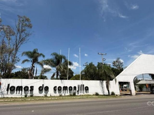 Casa en venta de 1 piso con 4 recamaras y alberca en Lomas de Comanjilla, Zona sur León Gto