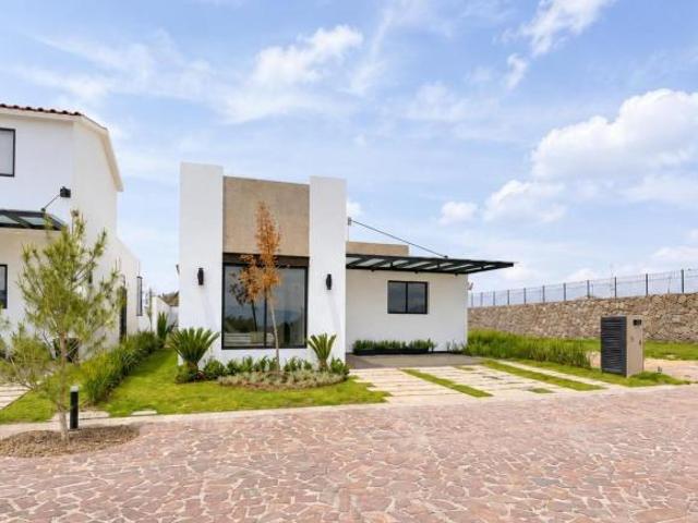 Casa en venta de 1 planta en Condado del Valle Metepec, Estado de México