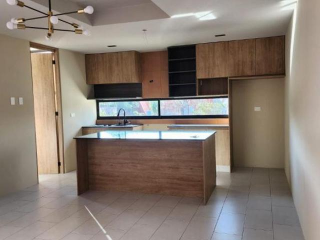 Increíble Casa en Venta de 240 m² con 3 Recamaras a Estrenar. En Fracc. La Finca