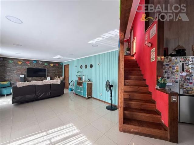 Casa en venta de 2 dorm. En Valparaíso | 2 dormitorios por 99990. 00 en Valparaíso