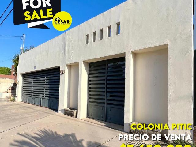Casa en venta de 2 plantas en colonia Pitic
