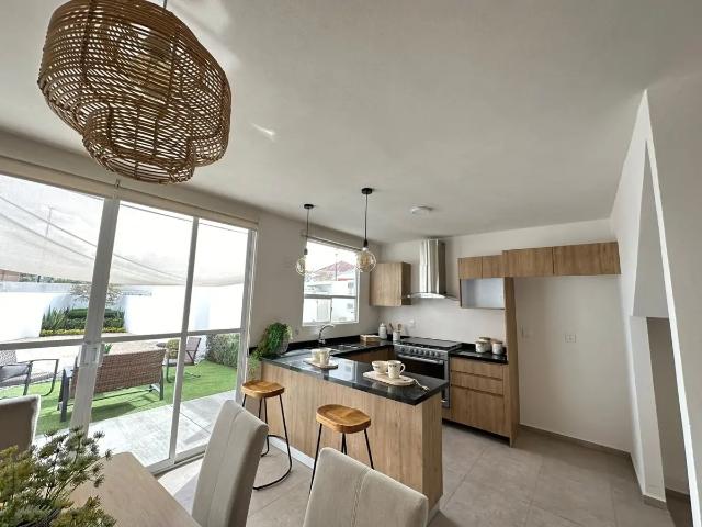 Casa en Venta de 2 Recámaras en Calimaya, San Andrés Ocotlán